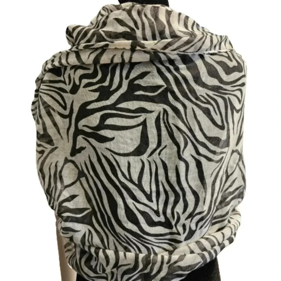 Zebra Print Infinity Scarf - Picture 3 of 4